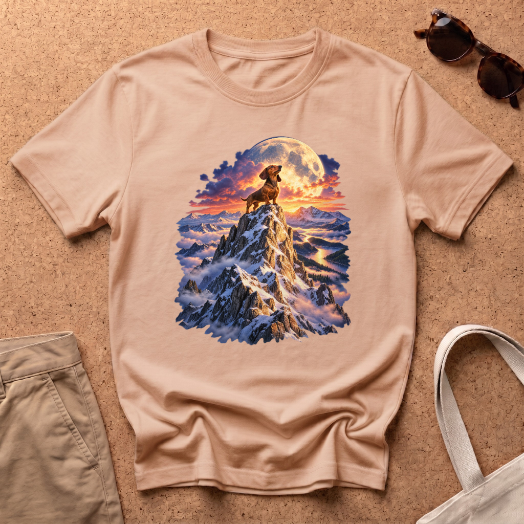 Dachshund King Mountain T-Shirt - Natural